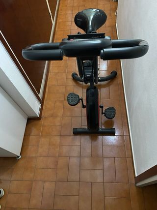 Bicicleta estática deportiva