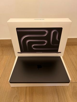 MacBook Pro 16 M4 Max 48GB 16 Núcleos SSD 1TB