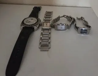 Lote 4 Relojes Negro y Plateado