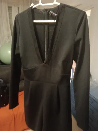 Mono corto Bershka negro talla S