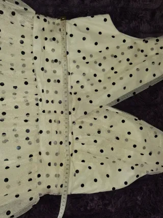 Vestido de tul con lunares invitada eventos