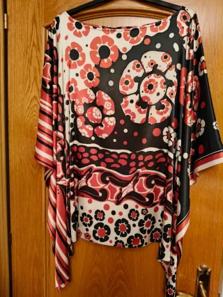 Blusón elegante estampado floral