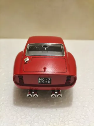 Ferrari 250 GTO Bburago 1/24
