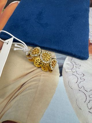 Anillo Tory Burch Dorado talla 54