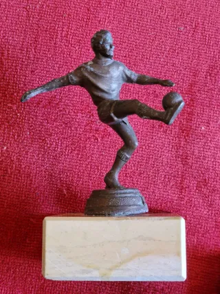 Statuetta calciatore vintage anni 40-70