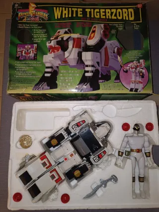 Power Rangers White Tigrezord Bandai