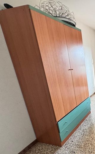 Armario 2 puertas y 2 cajones