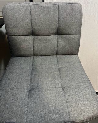 Taburetes de tela grises