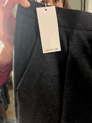 Pantalón de vestir invierno Lacoste gris mujer