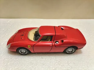 Ferrari 250 LM Bburago 1/24