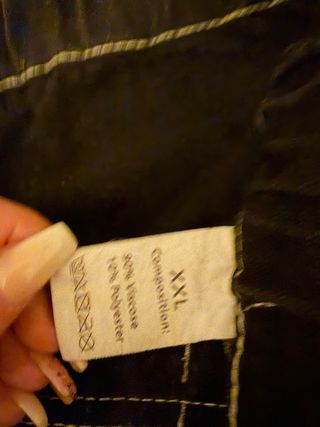 Vaqueros anchos negros con bolsillos