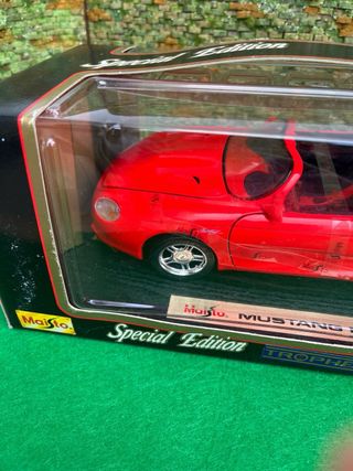 Mustang Mach III – Special Edition Trophée – 1:18