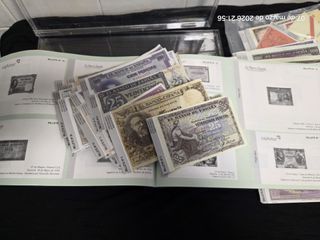 Collezione di monete e banconote facsimile