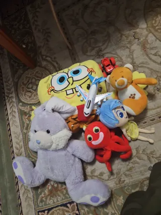 Lote de peluches variados cada cosa un euro 1