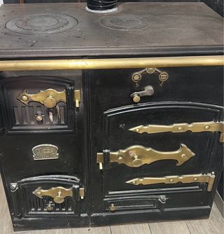 Cocina de leña ROCA Negra y Dorada