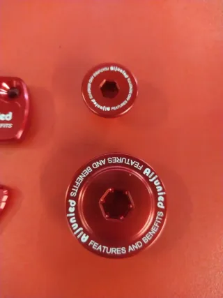 Kove 450  bombas de freno y tapa motor