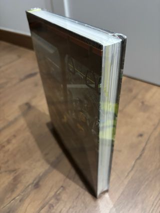 Cyberpunk 2077 PS4 + Guía Coleccionista