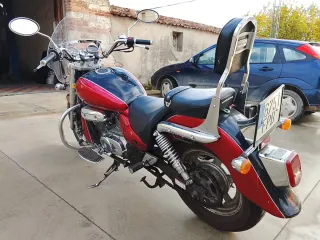 Hyosung Aquila 250 Roja