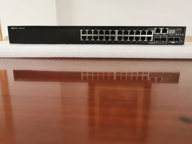 Switch DELL/EMC N3024ET afbeelding 3