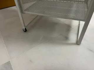 Cajonera metallica bianca a 3 cassetti