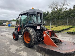 Tractor Kubota M8540