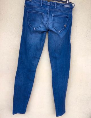 Set Jeans, Blusa e Scarpe Nike