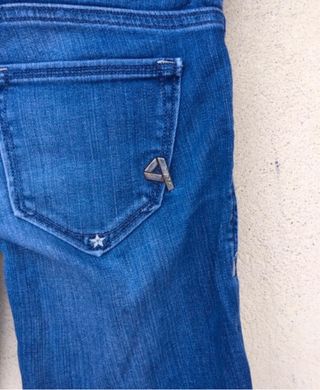 Set Jeans, Blusa e Scarpe Nike