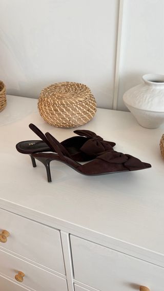 Zapatos Zara tacón marrón lazo