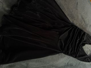 Vestido negro halter fruncido