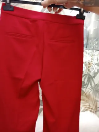 Pantalón de mujer rojo