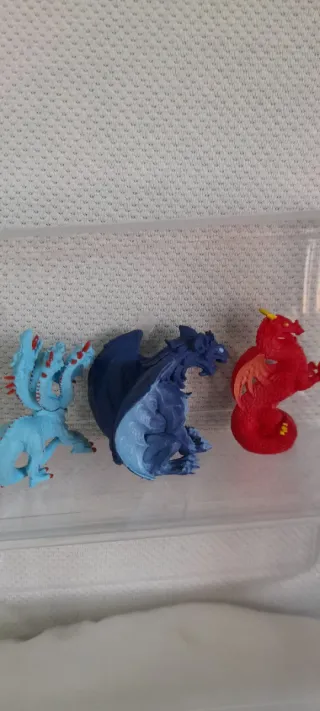 Tiny Blue e Red Dragons Vintage