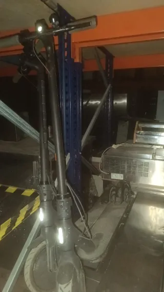 Patinete Eléctrico Gris