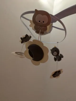 Giostrina musicale e proiettore culla