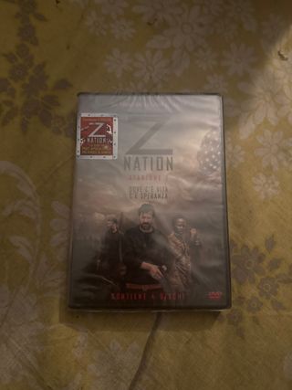 Z Nation Stagione 1 DVD Contiene 4 Dischi