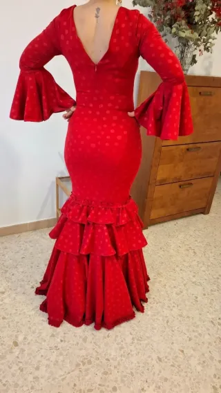 Traje de Flamenca Rojo con Lunares. Varias tallas