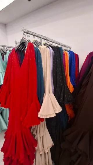 Traje de Flamenca Rojo con Lunares. Varias tallas