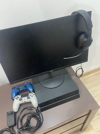 Combo PS4: Consola, Pantalla y Cascos