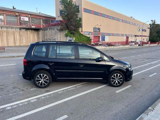 Volkswagen Touran 2014