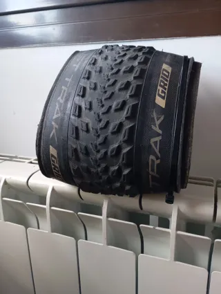 Cubierta Specialized Fast Trak Grid. 29x2.3