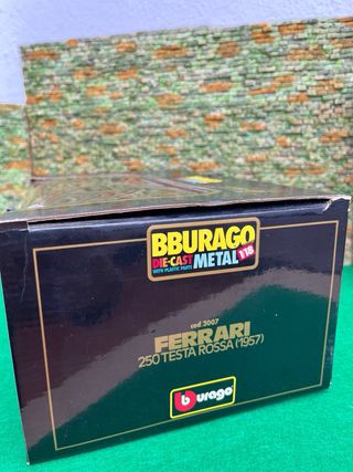 Ferrari 250 Testa Rossa (1957) – 1:18 – Bburago