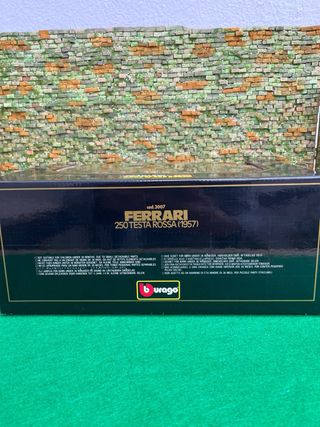 Ferrari 250 Testa Rossa (1957) – 1:18 – Bburago