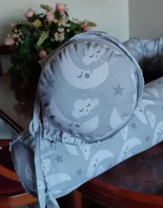 COJÍN CUNA PROTECTOR.