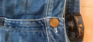 Pantalón vaquero Victorio & Lucchino