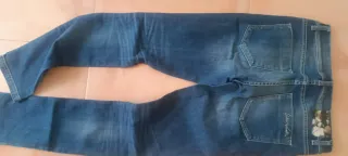 Pantalón vaquero Victorio & Lucchino