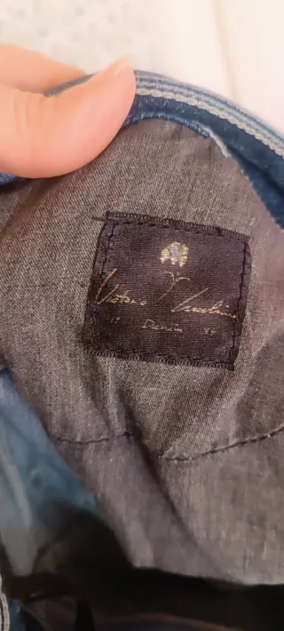 Pantalón vaquero Victorio & Lucchino