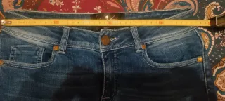 Pantalón vaquero Victorio & Lucchino