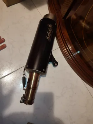 Escape Mivv Kawasaki Z400