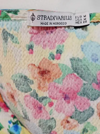 Vestido estampado floral Stradivarius