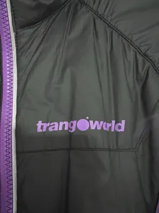 Chaqueta Trangoworld Negra y Morada
