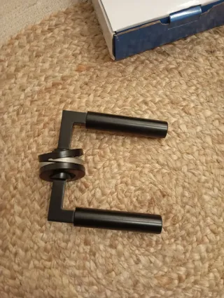 2 juegos rosetas de puerta, a estrenar